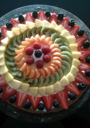 A picture of Fruit Pizza.