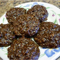 A picture of Chocolate No Bakes (no Peanut Butter).