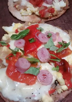Una foto de Tortillas de harina de trigo crocantes