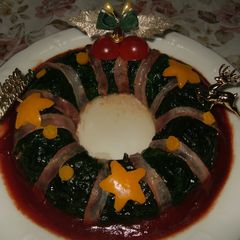 A picture of Christmas Wreath Meatloaf.