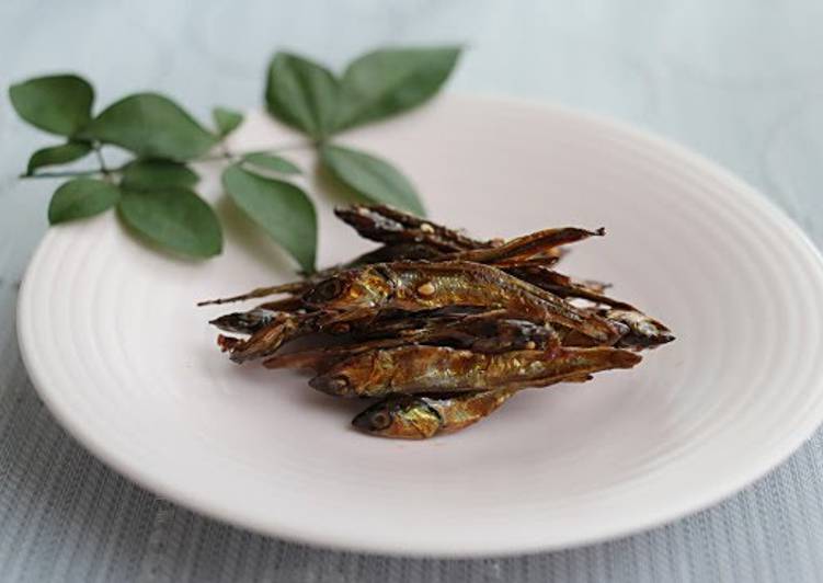 Candied Small Dried Sardines for New Year's