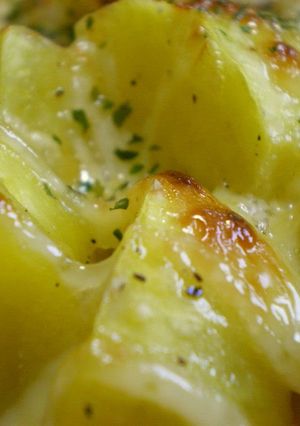 A picture of Soy Sauce Butter Baked Potatoes.
