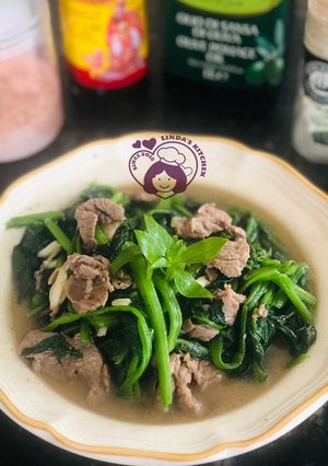 Hình của món Cải bó xôi xào thịt bò.