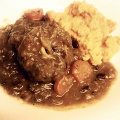 A picture of lamb stew.