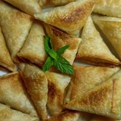 سمبوسك جبنة بالفرن 🥟🥟-レシピのメイン写真
