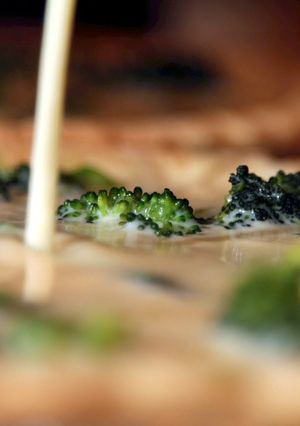 A picture of Broccoli and Swiss Cheese Quiche.