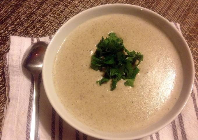 Steps to Prepare Ultimate Healthy Cream Mushroom Soup