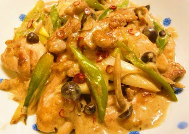 Simple Way to Prepare Quick Chicken and Japanese Leek in Soy Sauce &amp; Butter Milk Sauté