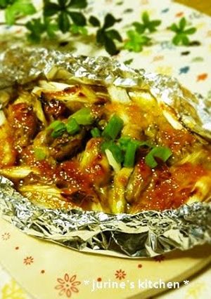 A picture of Foil-Baked Oysters with Miso-Mayonnaise.