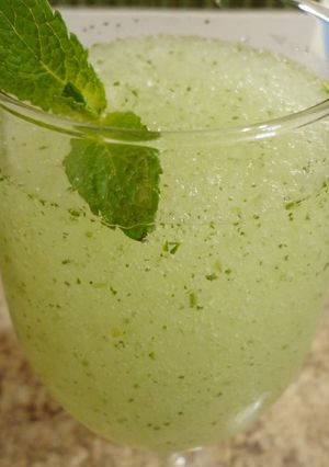A picture of Frozen Mint Margarita.