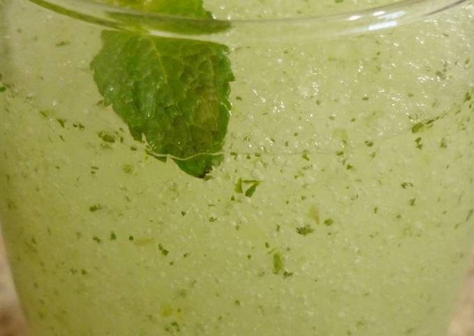 Easiest Way to Make Homemade Frozen Mint Margarita