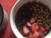 Una foto de avena proteina cacao