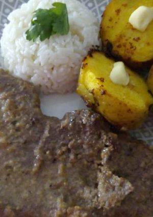 Una foto de Milanesa de Carne a lo Carmelita