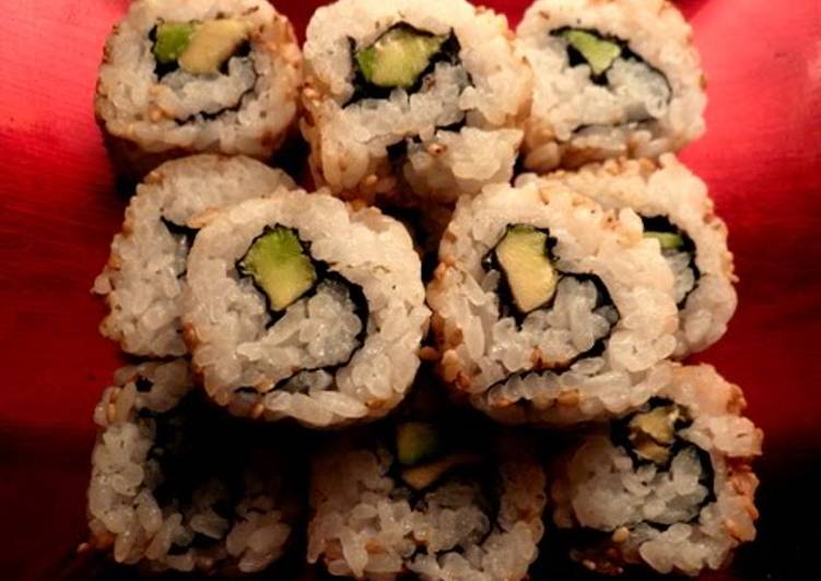 Steps to Make Homemade Vegetarian California Rolls