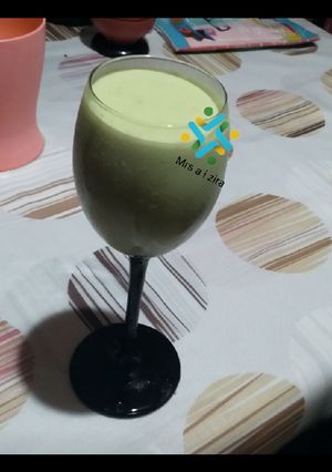 A picture of Avocado milk shake.