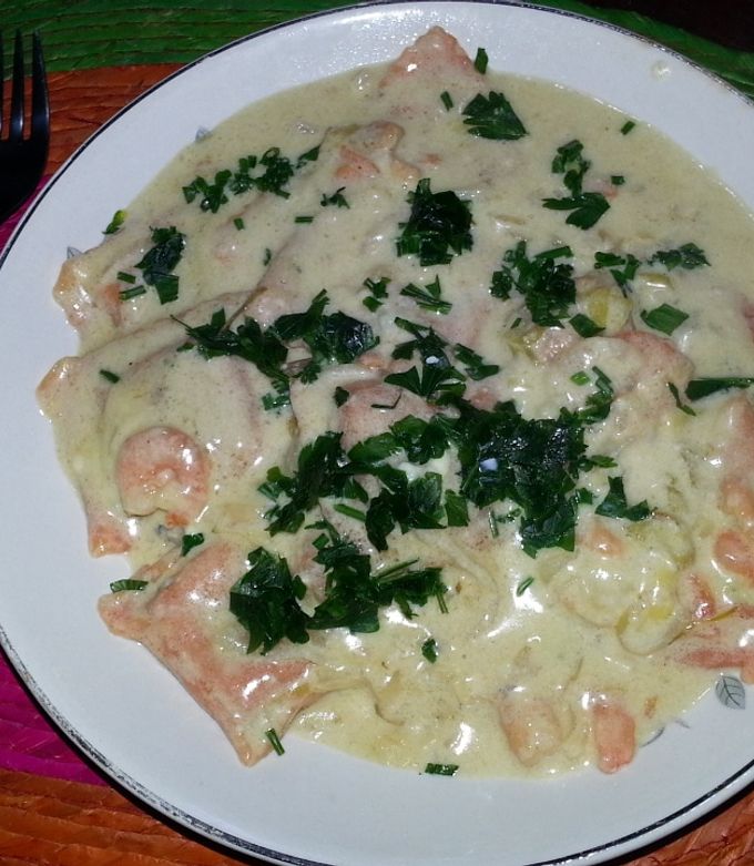 Una foto de Raviolones al disco con camarones