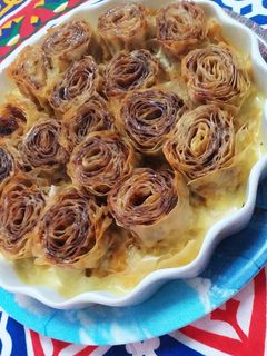 A picture of Phyllo Cinnamon Rolls with Caramel Cream.