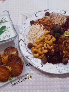 عکسی از دستور آجیل پلو زعفرونی😋
