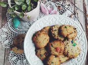Une photo de cookies m&ms