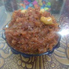 A picture of Apple Kesar dry fruit halwa.