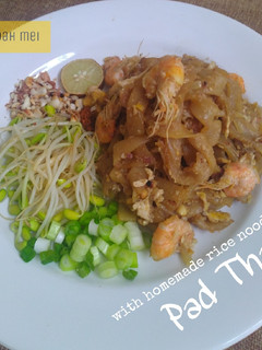 Foto resep Pad Thai with homemade rice noodles