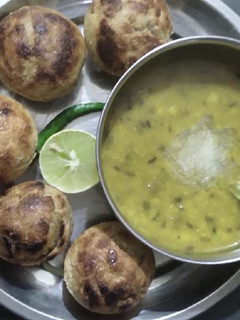 दाल बाटी (Dal bati recipe in Hindi) रेसिपी मुख्य फोटो