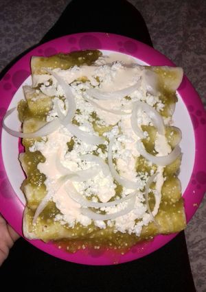 Una foto de Enchiladas Verdes Caseras