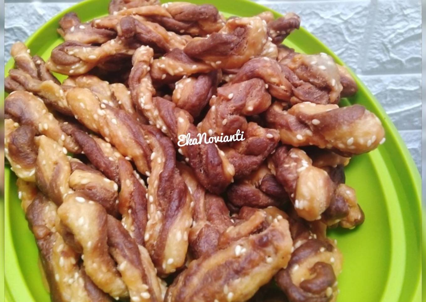 Untir-untir (kue tambang)