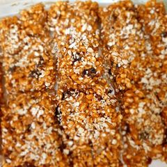 A picture of Easypeasy energybars.