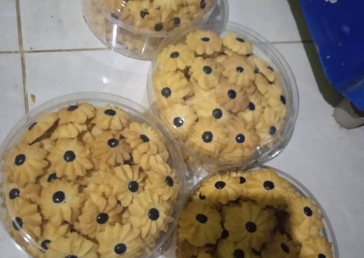 Resep Terbaik Kue semprit renyah Sedap