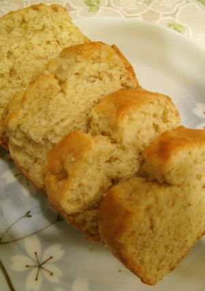 A picture of Easy and Fluffy Banana Cake Without Eggs.