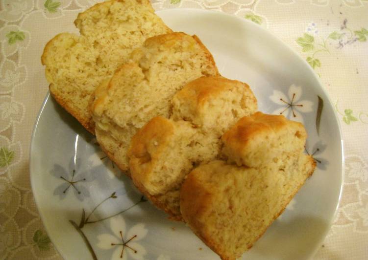 Easy and Fluffy Banana Cake Without Eggs