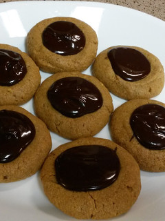 A picture of Peanutbutter fudge cookies.