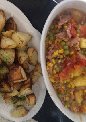 A picture of My Sweet Gammon Bake with Potato Crunchies. 😘.