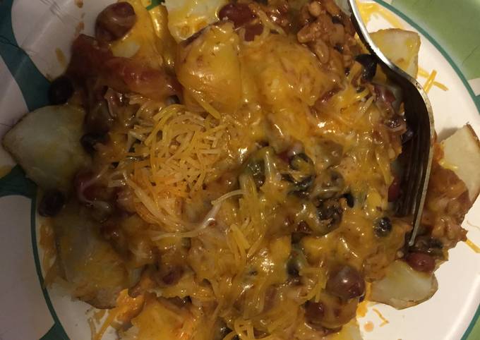 Steps to Make Perfect Chicken Chili Potato Poncho