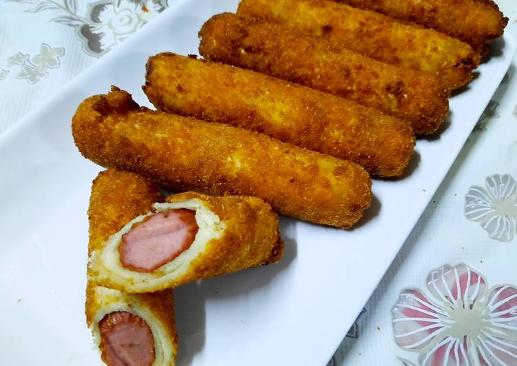 Steps to Make Super Quick Homemade Chicken Franks Cheese Bread Roll