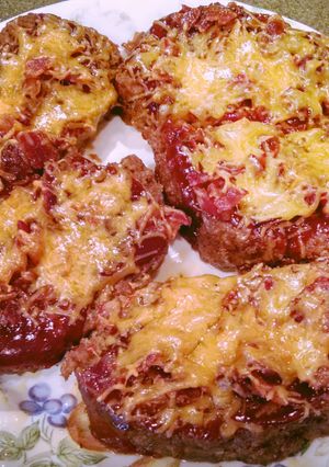 A picture of Bacon, Barbecue and Cheese Smothered Leftover Meatloaf.
