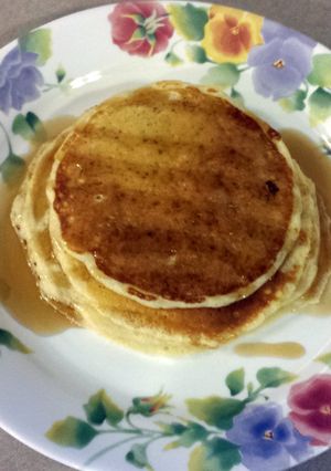 A picture of JR's buttermilk pancakes.