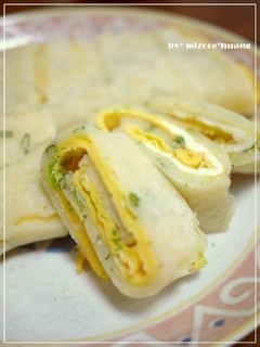 A picture of A Standard Taiwanese Breakfast: Egg Crepe (Dan Bing).