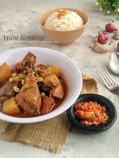 Foto resep Semur Ayam Kentang