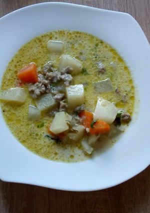 Karalábéleves májgaluskával recept fotója