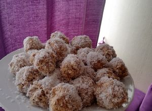 Una foto de Cocadas de avena y plátano