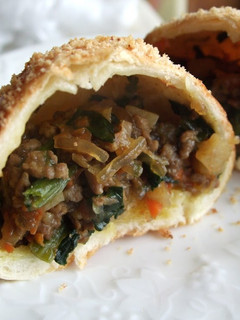 A picture of My Curry Bread.