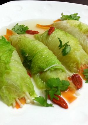 A picture of Napa Cabbage Roll.