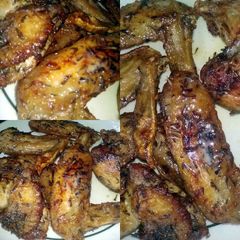 Buttered Chicken Wings with Fresh Thyme A picture of Buttered Chicken Wings with Fresh Thyme.
