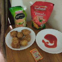 A picture of Potato noodles mayo balls.