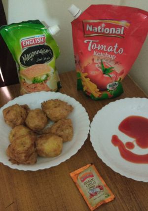 A picture of Potato noodles mayo balls.