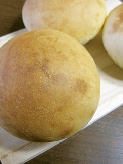 A picture of Simple Hand-Kneaded Bread (proved in the fridge).