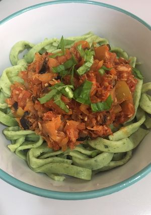 Una foto de Salsa de tomate con atún