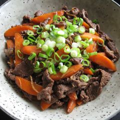 A picture of Beef & Carrot in Japanese Flavour.